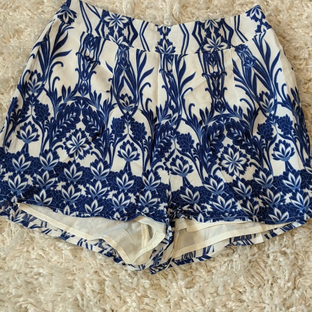Luxxel Blue and White Shorts Small